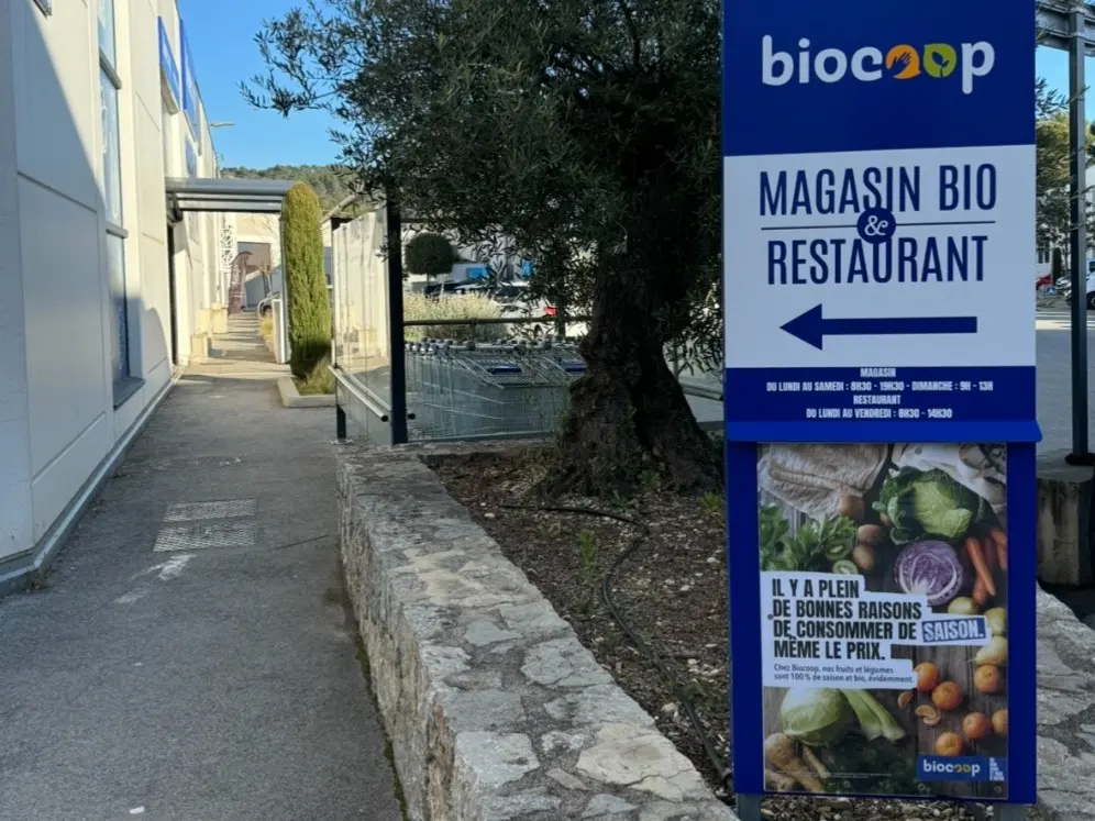 biocoop-mediterranee-mougins-bio-local-facade-magasin-accueillante-naturel